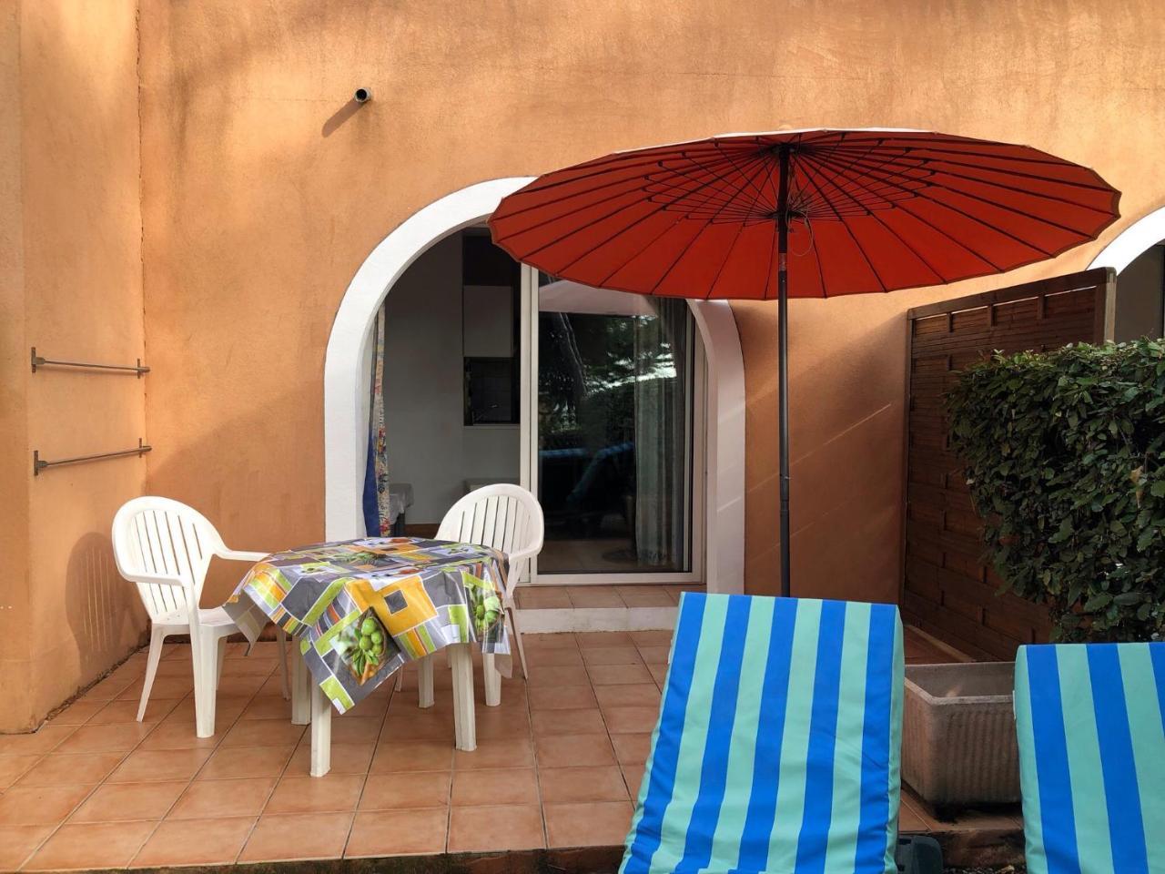 50M Plage T2 Grande Terrasse Vue Mer Climatise Piscine Chauffee, Parking Clos Gratuit Sanary-sur-Mer Exterior foto