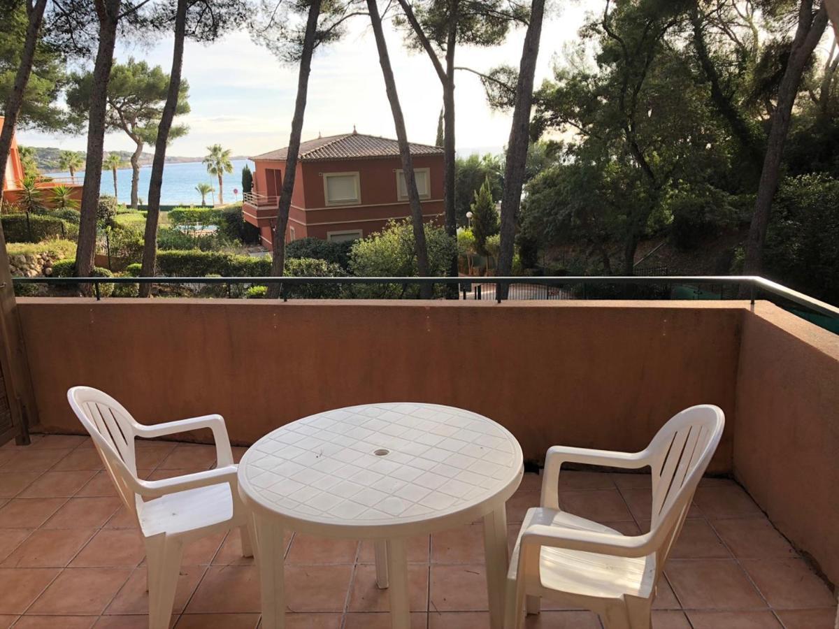 50M Plage T2 Grande Terrasse Vue Mer Climatise Piscine Chauffee, Parking Clos Gratuit Sanary-sur-Mer Exterior foto
